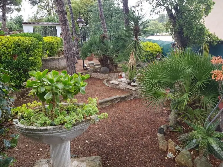 Chalet en Maçanet de la Selva: Tu Refugio de Tranquilidad