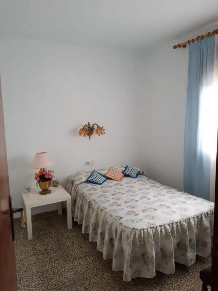 Chalet en Maçanet de la Selva: Tu Refugio de Tranquilidad