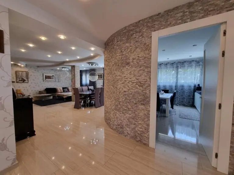Impresionante Villa de Lujo en el Exclusivo Condado de Jaruco, Lloret de Mar