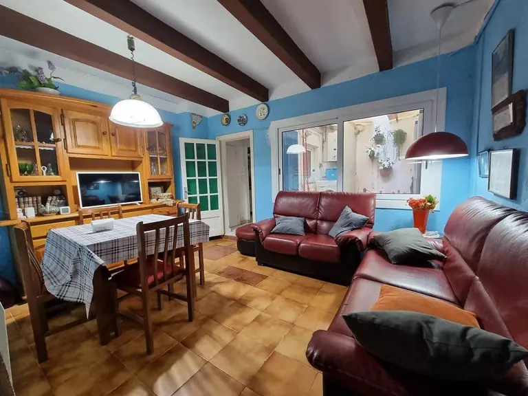 Casa de pueblo a reformar en Tossa de mar