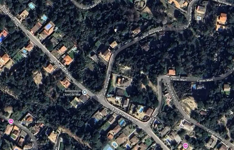 Terreno Urbanizable en Lloret Residencial - 950 m2 con Mucho Sol