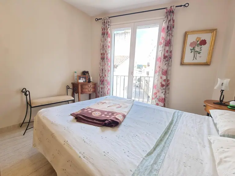 Duplex en casco antiguo de Tossa de mar