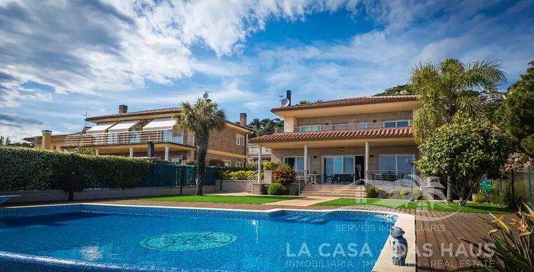 Exclusivo Chalet de Lujo en Normax, Lloret de Mar