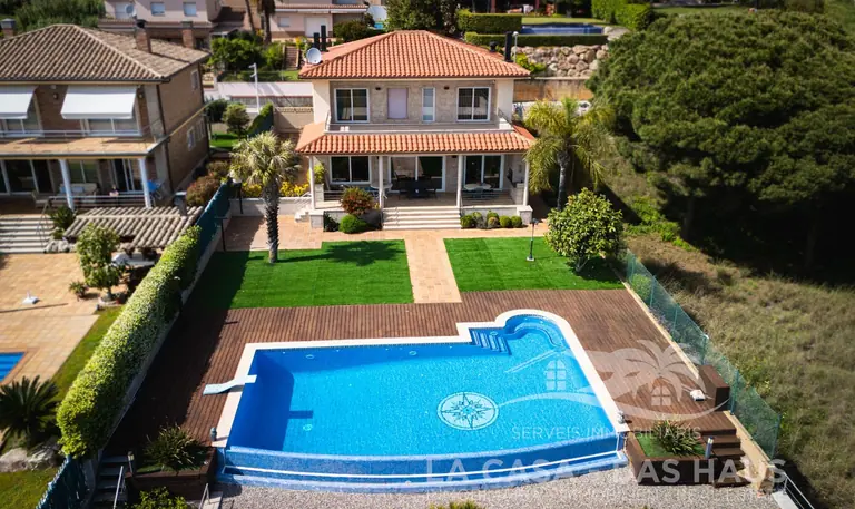 Exclusivo Chalet de Lujo en Normax, Lloret de Mar