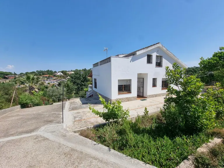 Casa con vistas al Montseny en Montbarbat – Maçanet de la Selva, con zona comunitaria deportiva