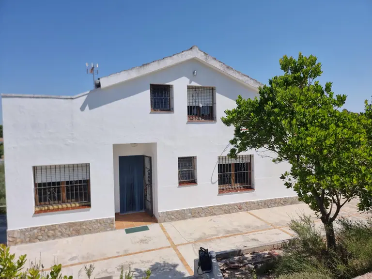 Casa con vistas al Montseny en Montbarbat – Maçanet de la Selva, con zona comunitaria deportiva