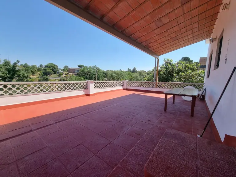 Casa con vistas al Montseny en Montbarbat – Maçanet de la Selva, con zona comunitaria deportiva