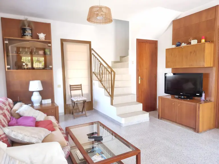 Casa con vistas al Montseny en Montbarbat – Maçanet de la Selva, con zona comunitaria deportiva