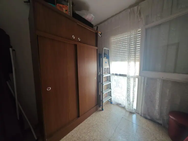 ¡Piso muy luminoso en el centro de Lloret de Mar con ascensor y acceso adaptado!