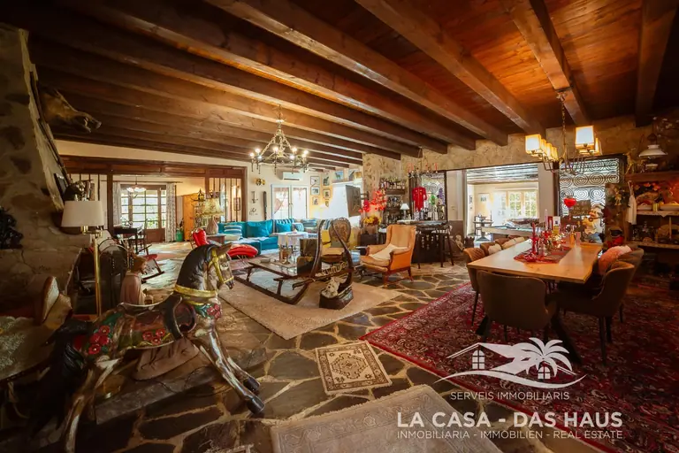 Masía en venta en Maçanet de la Selva con licencia turística (HUTG), adecuada tanto como vivienda habitual