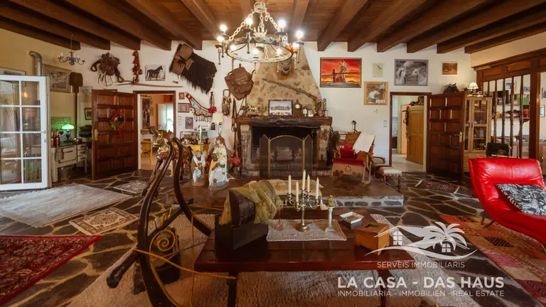 Masía en venta en Maçanet de la Selva con licencia turística (HUTG), adecuada tanto como vivienda habitual