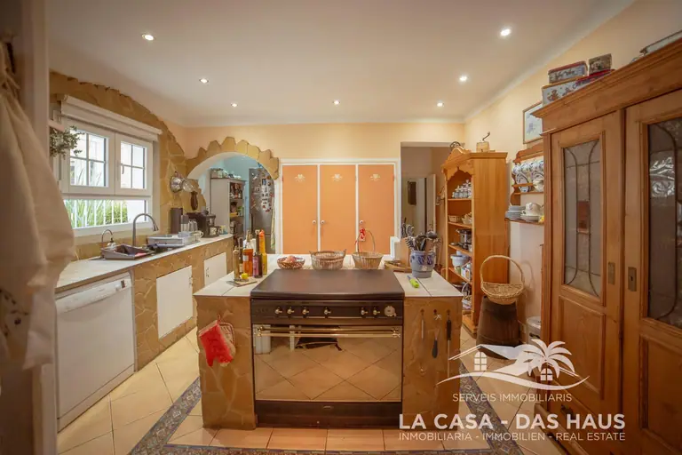Masía en venta en Maçanet de la Selva con licencia turística (HUTG), adecuada tanto como vivienda habitual