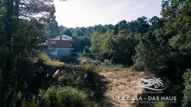 Terreno en venta en Urbanización Puigventós – Vidreres (Girona)