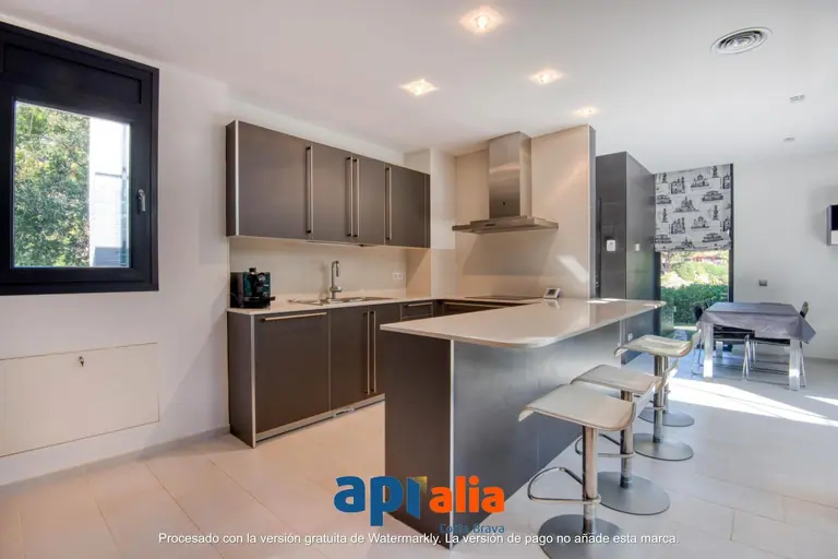 CASA CON LICENCIA TURÍSTICA EN CALA SANT FRANCESC, BLANES