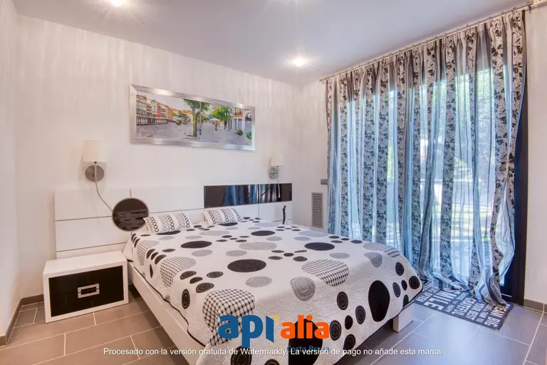 CASA CON LICENCIA TURÍSTICA EN CALA SANT FRANCESC, BLANES