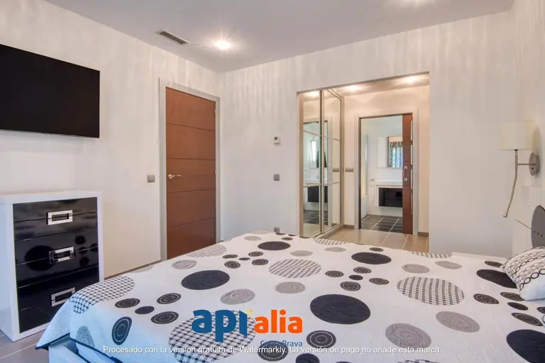 CASA CON LICENCIA TURÍSTICA EN CALA SANT FRANCESC, BLANES
