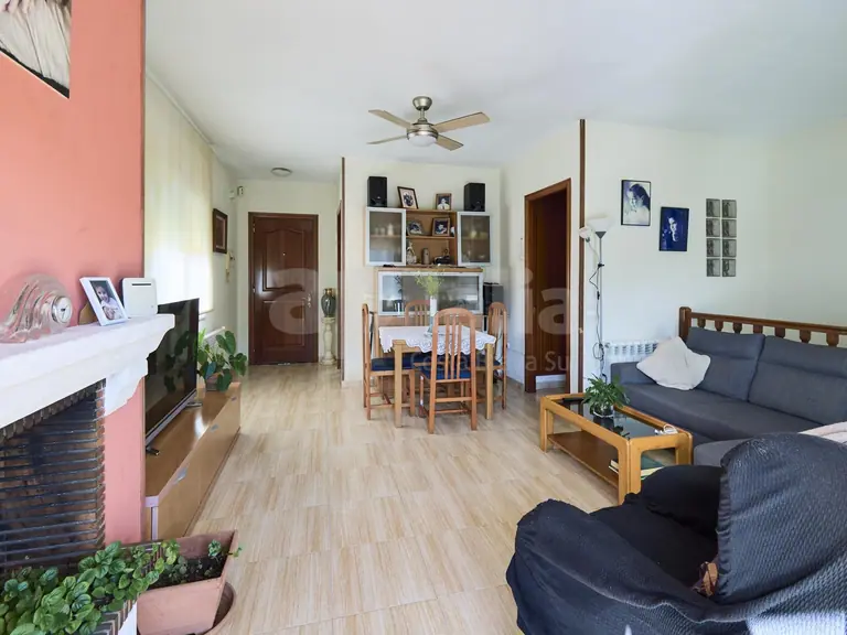 Casa con piscina y jardín en Lloret de Mar – lista para entrar a vivir