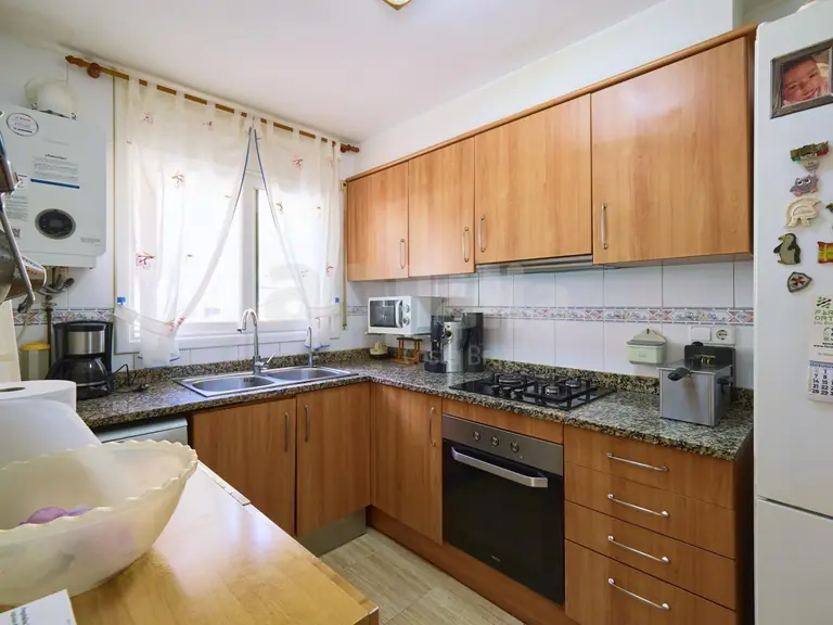 Casa con piscina y jardín en Lloret de Mar – lista para entrar a vivir