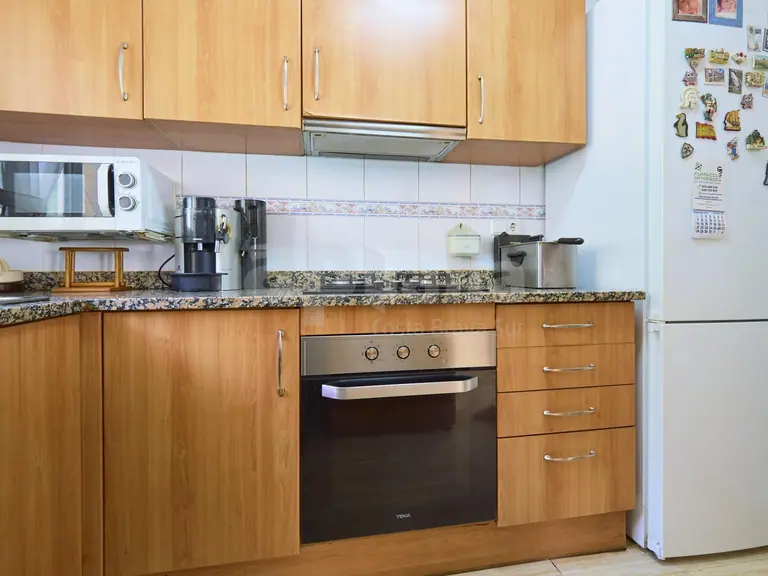 Casa con piscina y jardín en Lloret de Mar – lista para entrar a vivir