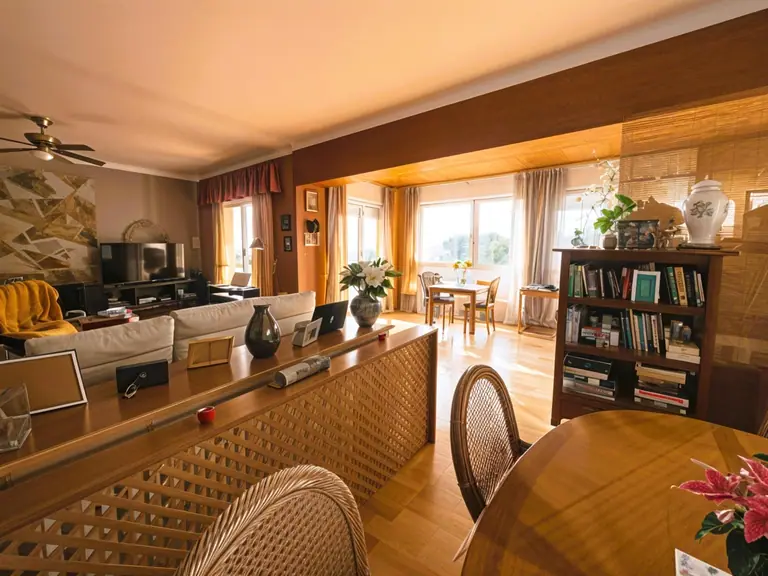 Villa con vistas al mar, piscina y licencia turística – Lloret de Mar