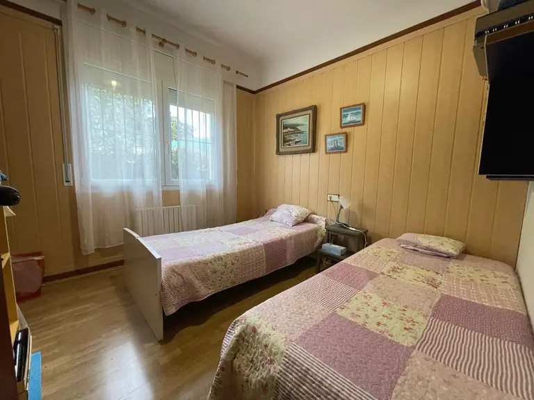 Villa con vistas al mar, piscina y licencia turística – Lloret de Mar