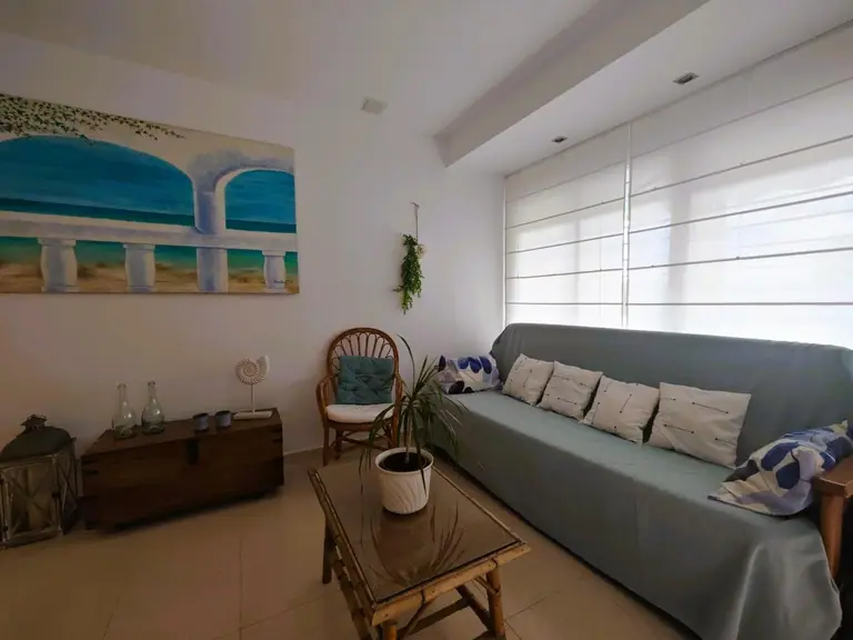 Encantador bajo con terraza en Santa Maria de Llorell – Tossa de Mar