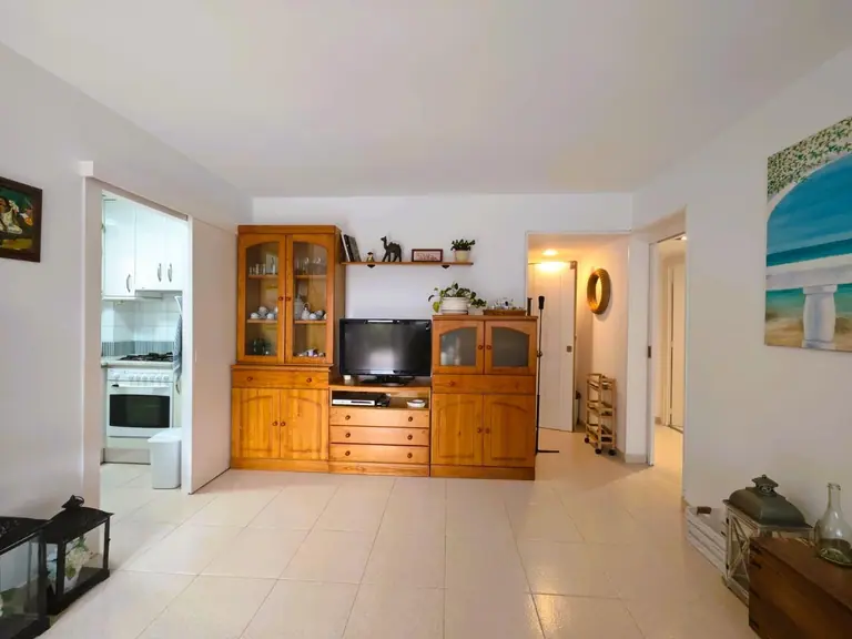Encantador bajo con terraza en Santa Maria de Llorell – Tossa de Mar