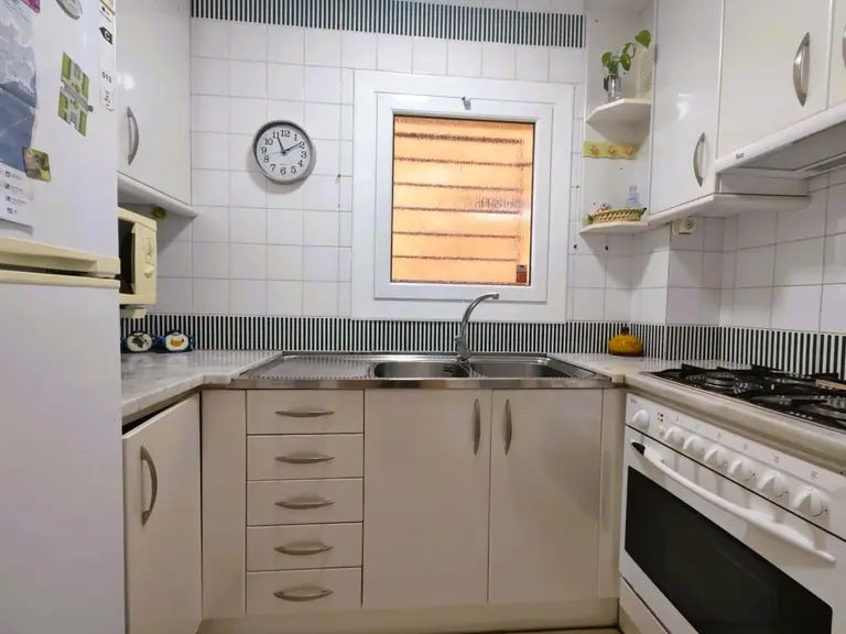 Encantador bajo con terraza en Santa Maria de Llorell – Tossa de Mar