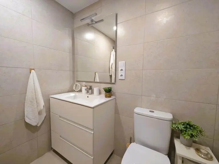 Encantador bajo con terraza en Santa Maria de Llorell – Tossa de Mar