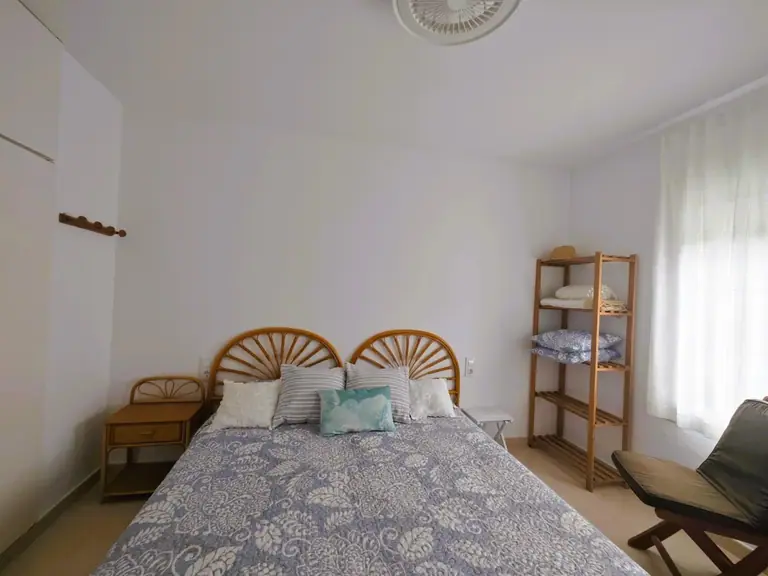 Encantador bajo con terraza en Santa Maria de Llorell – Tossa de Mar