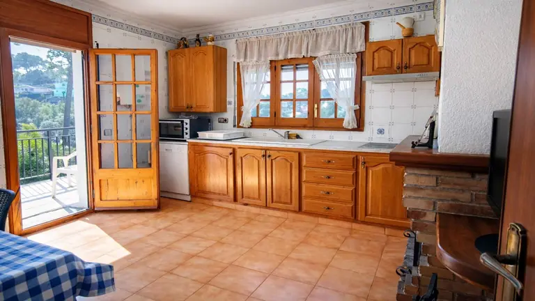 Casa independiente en Lloret de Mar (Lloret Blau) con 2 viviendas, parcela de 1