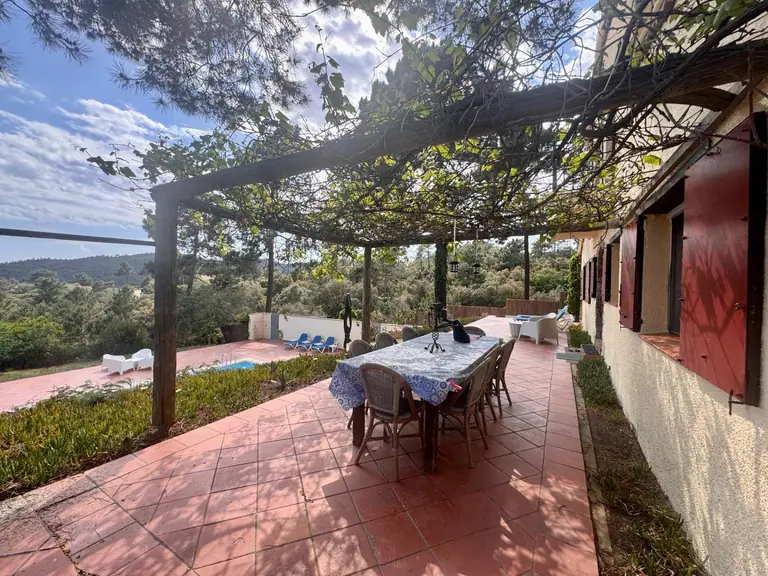 Finca rústica con vistas al mar y total privacidad en Lloret de Mar