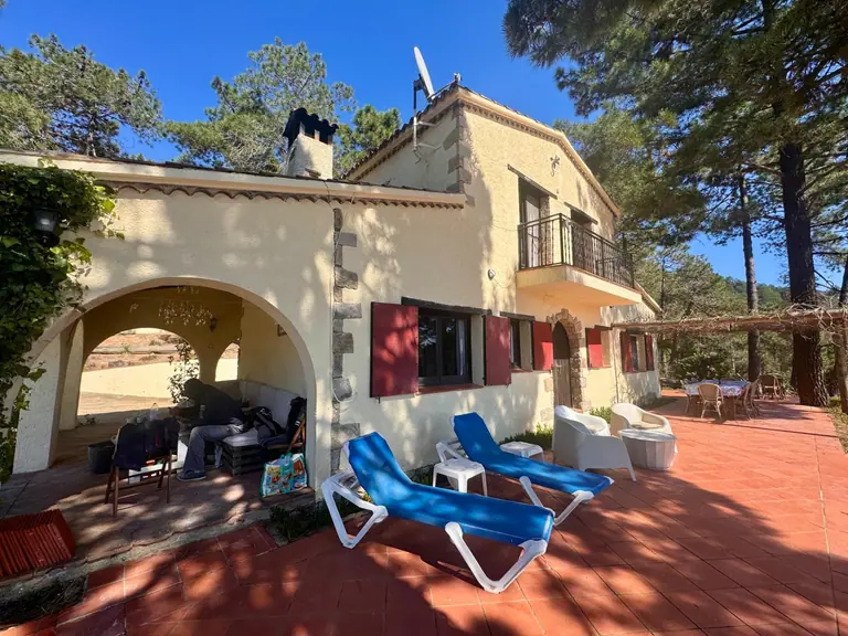 Finca rústica con vistas al mar y total privacidad en Lloret de Mar
